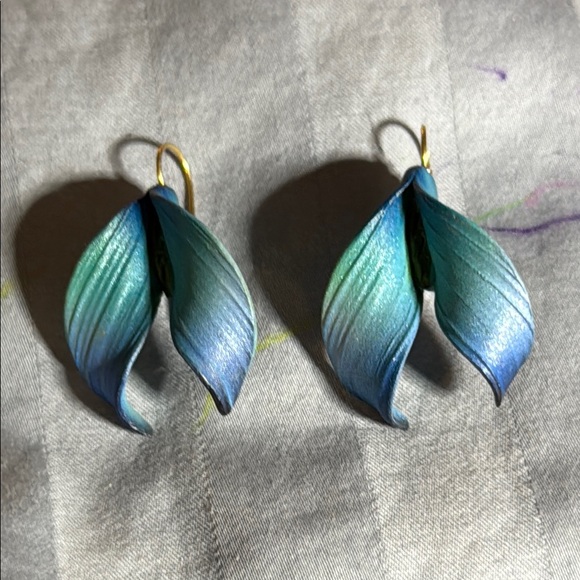 Elegant Blue and Green enamel Leaf Earrings - Picture 1 of 3